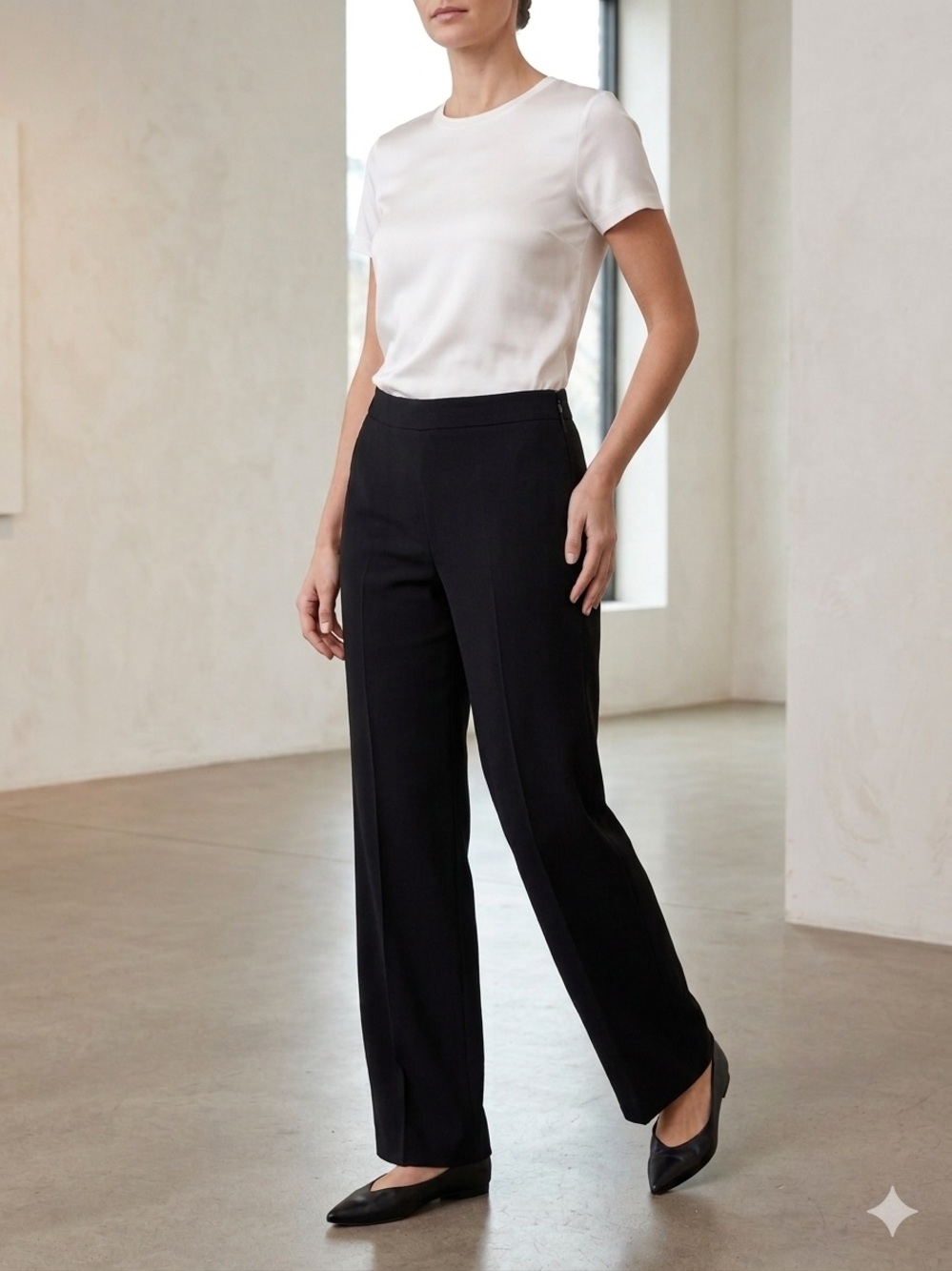 WHITE HOUSE BLACK MARKET Black Straight-Leg Pants. Size 4S